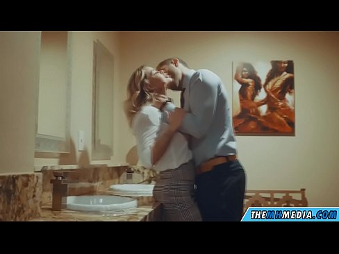 ❤️ Kai krūtininga blondinė vilioja tave viešajame tualete ❤ Gražus porno prie mūsų lt.pornplaybb.ru ❤